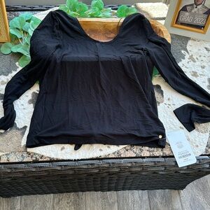 Fabletics long sleeve open back shirt